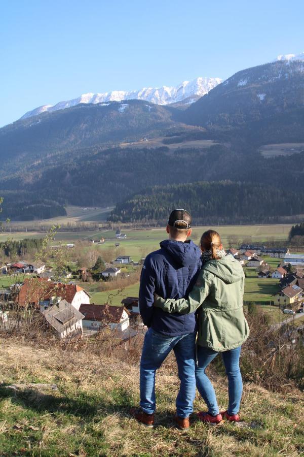 Restaurant - Cafe - Pension Hassler Berg im Drautal Buitenkant foto