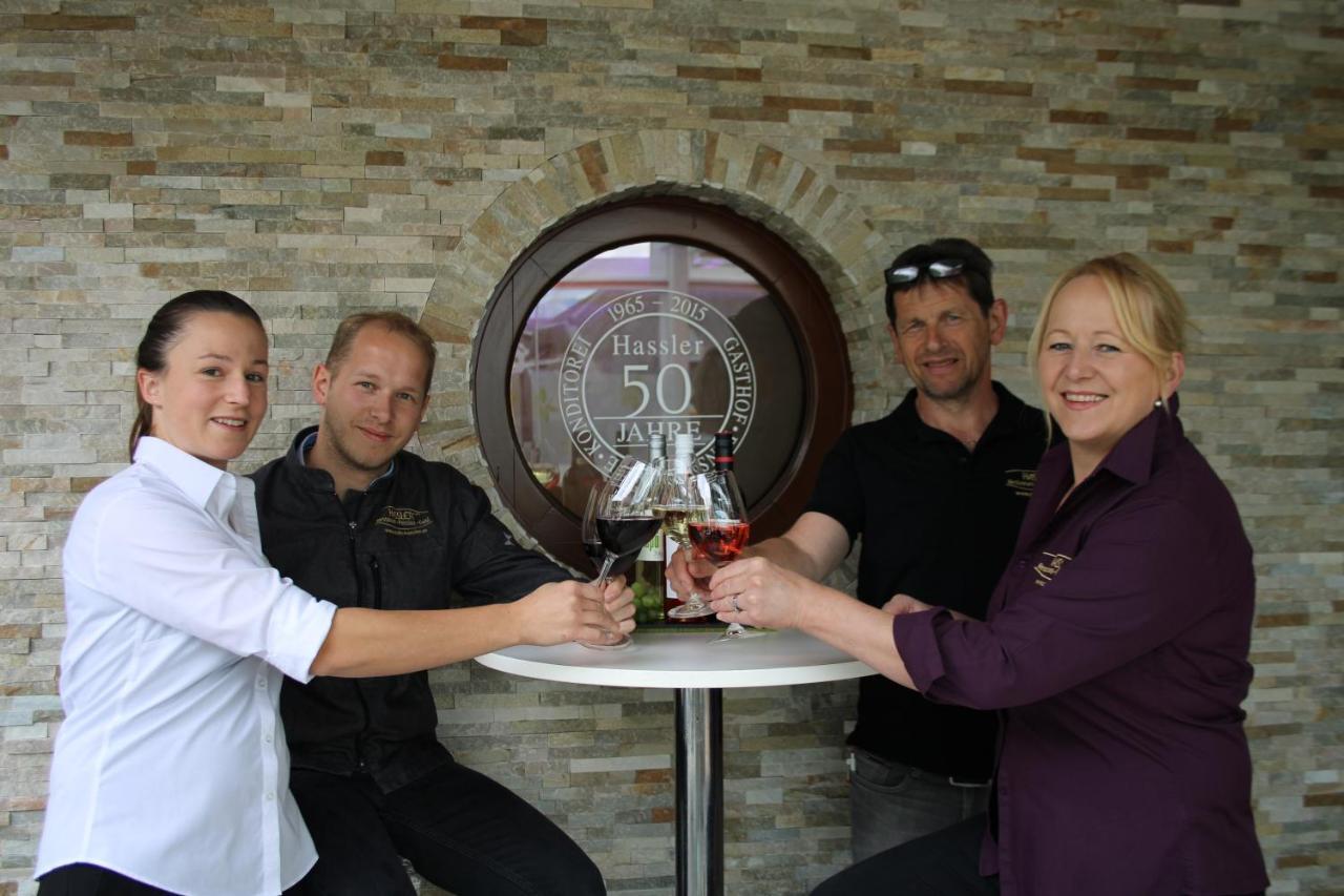 Restaurant - Cafe - Pension Hassler Berg im Drautal Buitenkant foto