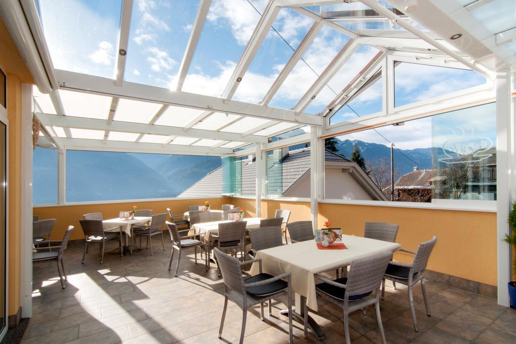 Restaurant - Cafe - Pension Hassler Berg im Drautal Buitenkant foto