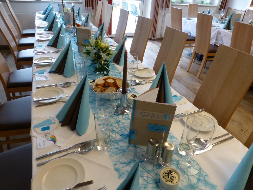 Restaurant - Cafe - Pension Hassler Berg im Drautal Buitenkant foto